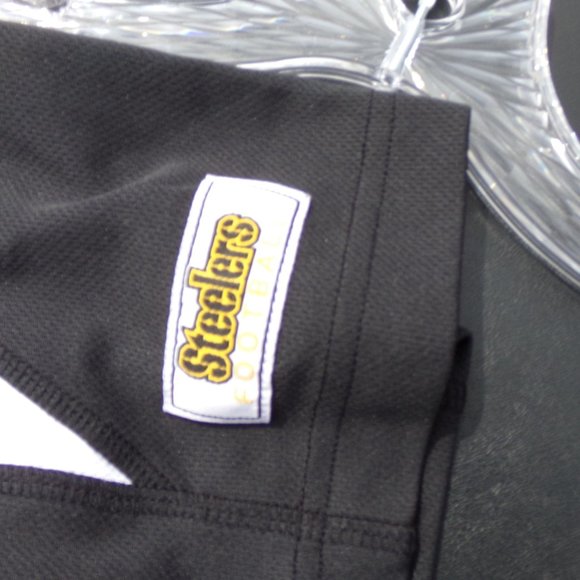 NFL Team Apparel Pittsburgh Steelers Polo- Size M - Picture 5 of 5
